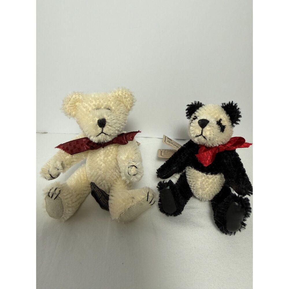 Vintage Boyds Bear Mohair Collection C.Carryout Panda and Wilber Bearington
